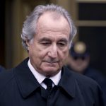 Bernie Madoff ganó $ 710 en prisión después de la condena por fraude Ponzi