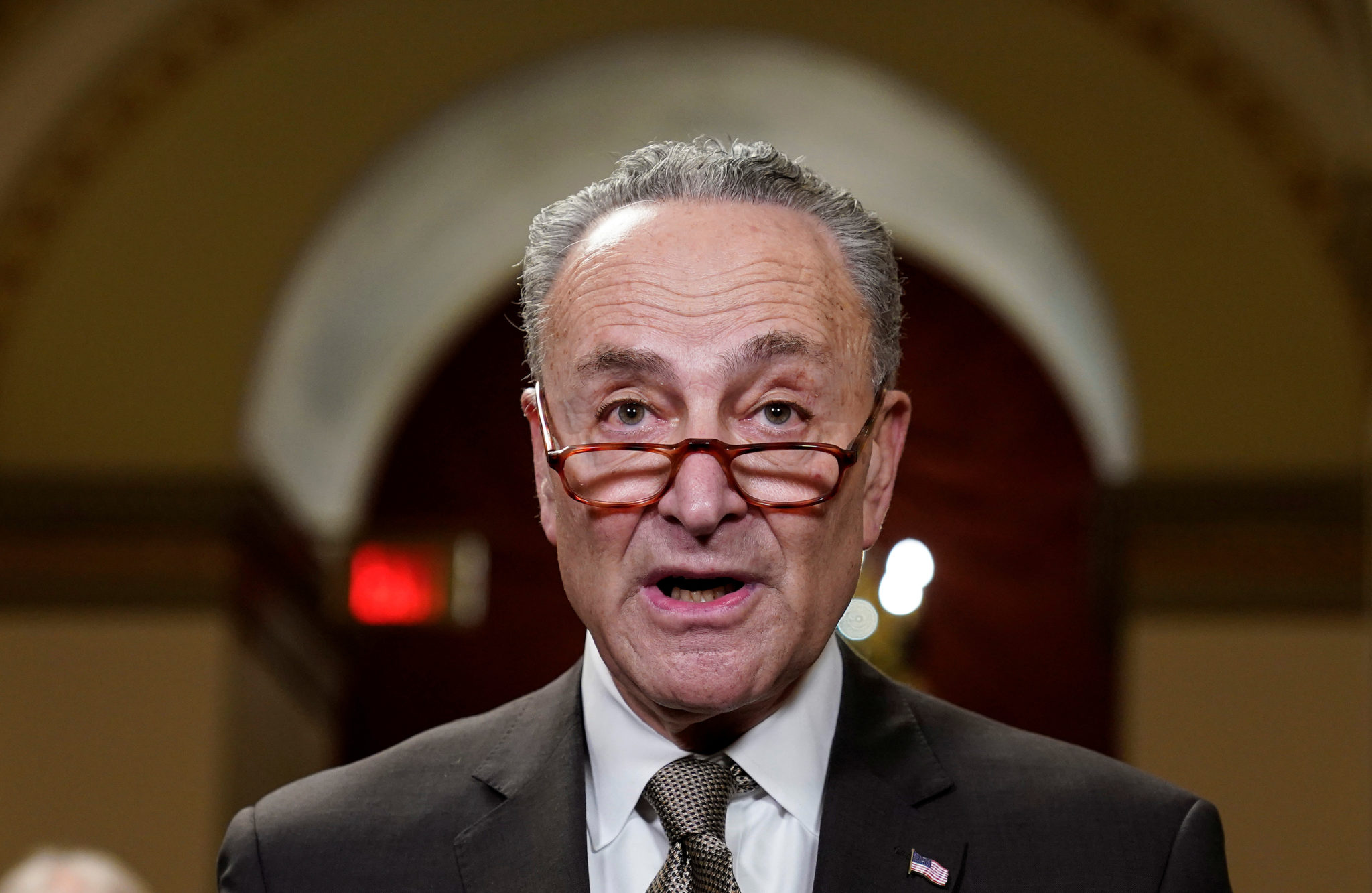 Schumer podría llevar a debate el proyecto de ley de infraestructura del Senado esta semana