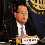 Julio Velarde hizo pública su decisión esta semana, luego de largas discusiones con el ministro de Hacienda, Pedro Francke, del nuevo gobierno de Castillo.