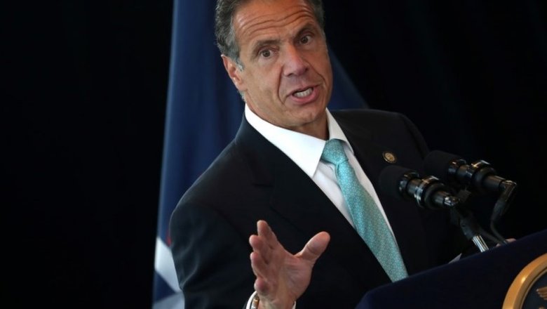 El gobernador de Nueva York, Andrew Cuomo, ha sido acusado de acoso.  Fue llamado la estrella de la América liberal y propinado para la presidencia.