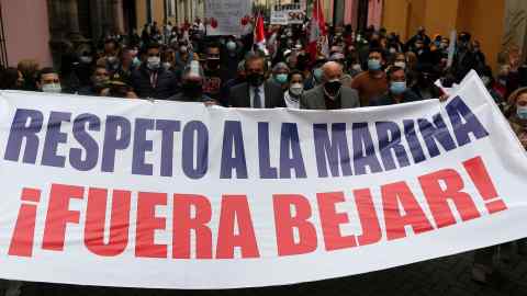 Los mineros se preparan para las duras conversaciones con el gobierno de izquierda de Perú