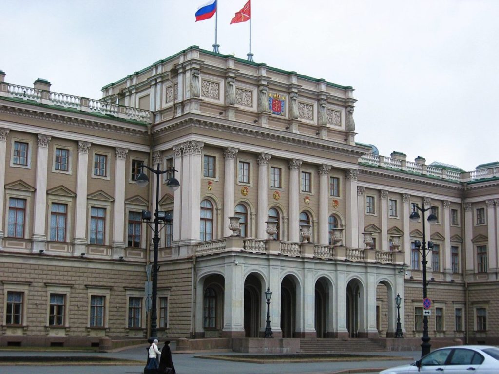 San Petersburgo: los matices de la campaña electoral Patria en el Neva