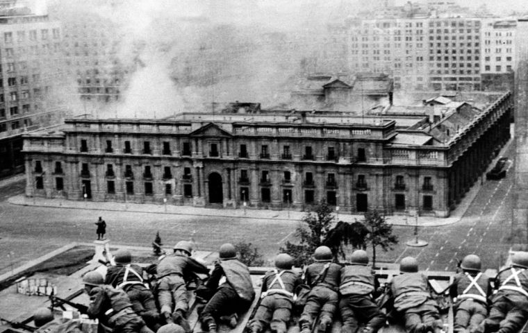 El general Augusto Pinochet fue el líder del golpe militar que en septiembre de 1973 derrocó al gobierno de Allende.