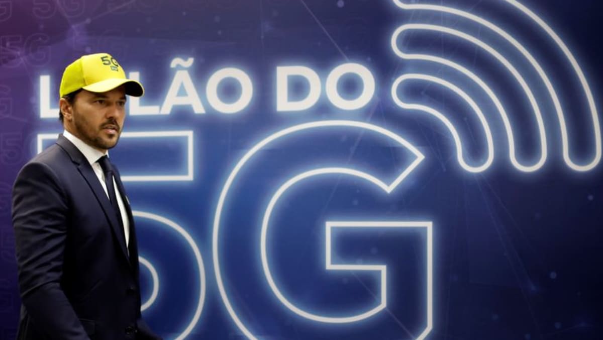 Brasil reprogramará subasta de espectro 5G no vendido, dice ministro