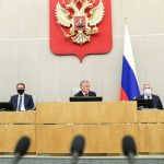 El personal de la Duma estatal puede enfrentar el despido por negarse a vacunar
