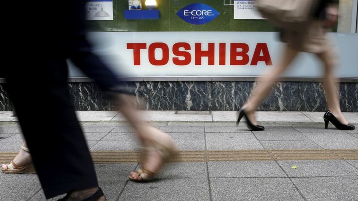 El principal accionista de Toshiba dice indeciso si apoyar la ruptura