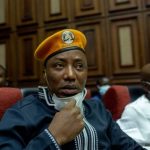 El tribunal aplaza el caso de delito grave de traición contra Sowore después de que los abogados del gobierno nigeriano no se presentaron