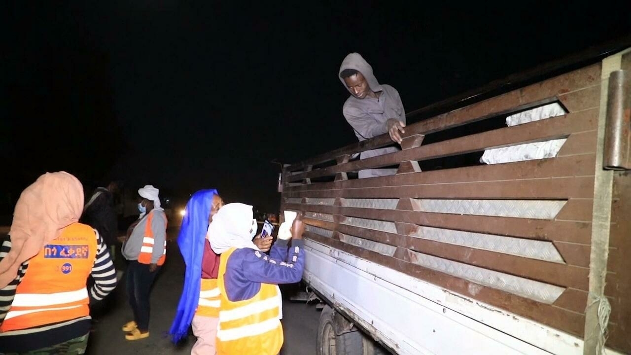 Francia insta a sus ciudadanos a salir de Etiopía, golpeada por la guerra