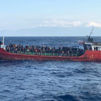 Grecia confirma el rescate de migrantes en el tormentoso mar Mediterráneo