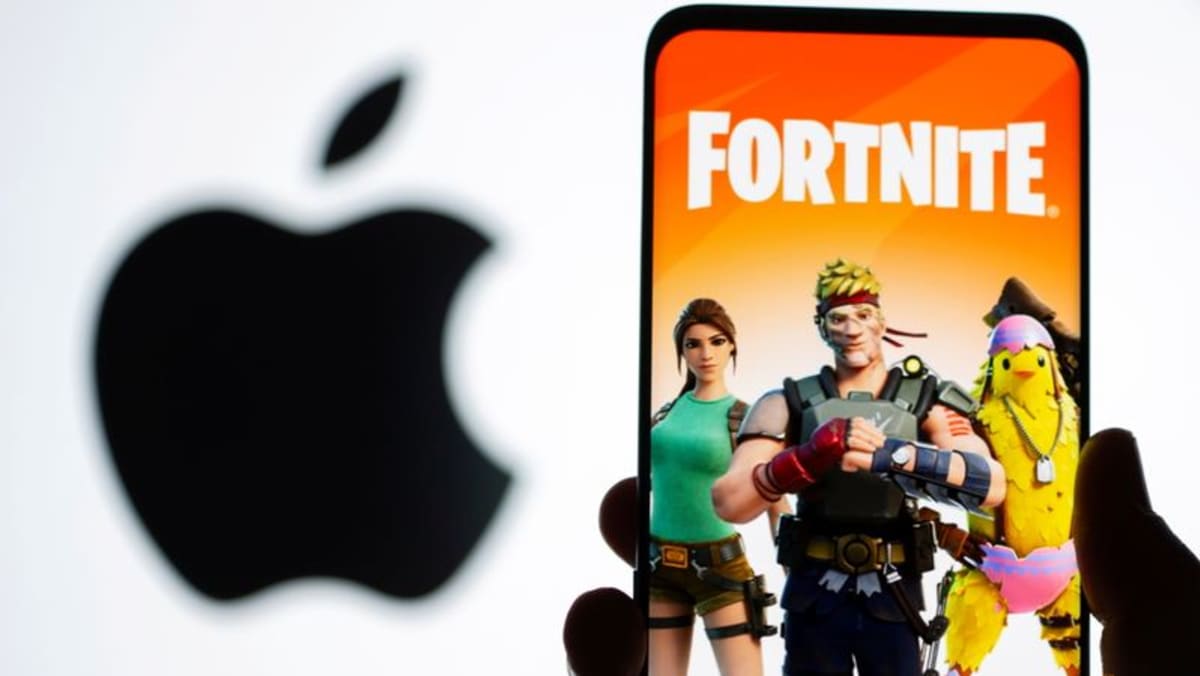 Juez estadounidense se muestra escéptico ante la solicitud de Apple de pausar las órdenes antimonopolio 'Fortnite'