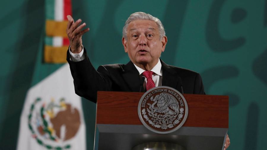 López Obrador tiene poco que mostrar por su lucha contra la corrupción