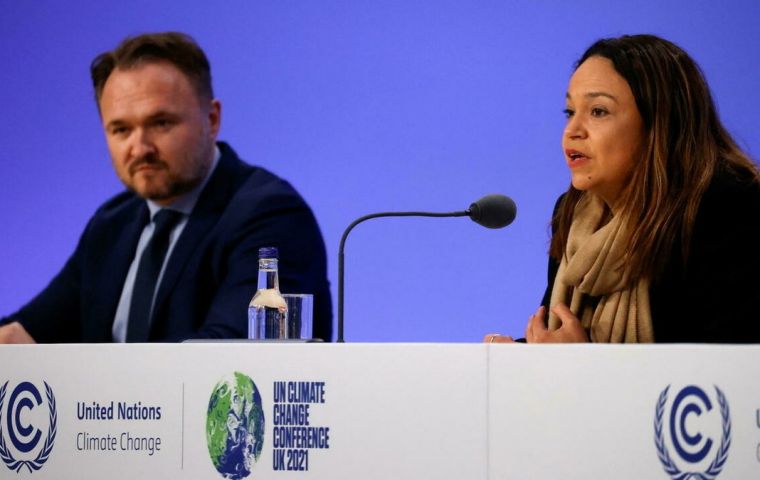 Los gobiernos en la COP26 crean un grupo para librar al mundo de los combustibles fósiles