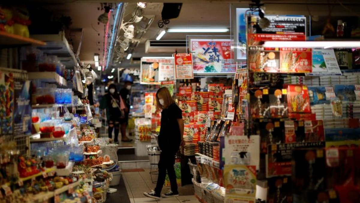 Los precios al consumidor básicos de Tokio aumentan al ritmo más rápido en más de un año