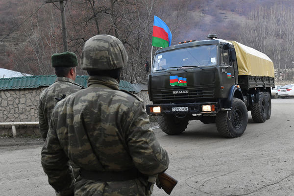 Putin discutió con Pashinyan el agravamiento de la situación en la frontera entre Armenia y Azerbaiyán - Gazeta.Ru