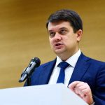 Ucrania espera fase activa de enfrentamiento entre Zelensky y oligarcas - Gazeta.Ru