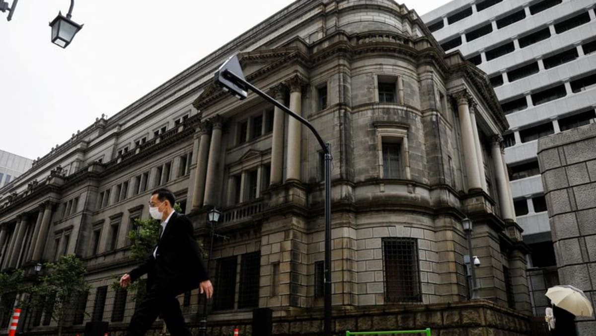 Algunos miembros de la junta del BOJ ven un impacto positivo en la economía de Japón debido a la debilidad del yen