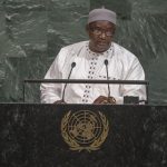 Barrow de Gambia promete límites de mandato y reforma como parte del 'legado'