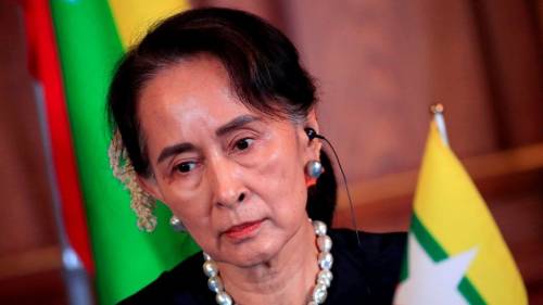 El ejército de Myanmar reduce la pena de prisión del exlíder Suu Kyi a dos años