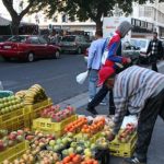 La ciudad de Ciudad del Cabo aprueba la amnistía de la tarifa del permiso para los comerciantes informales activos