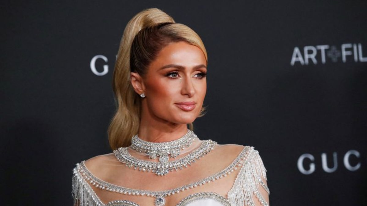 La estrella de reality shows de EE. UU. Paris Hilton lanza un negocio de metaverso en Roblox