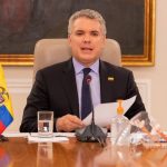 Duque dijo que la medida era una recomendación del comité asesor del Ministerio de Salud.