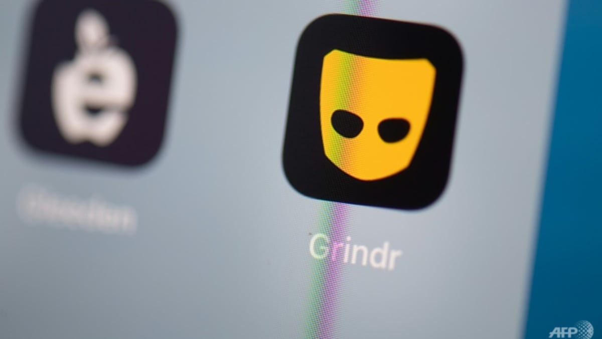 Noruega multa una cantidad récord de Grindr por compartir datos de usuarios