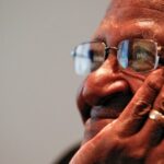 Obituario: Desmond Tutu, el héroe anti-apartheid que nunca dejó de luchar por 'Rainbow Nation'