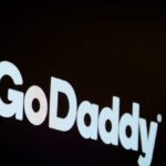 Starboard adquiere una participación por valor de 800 millones de dólares en GoDaddy - WSJ