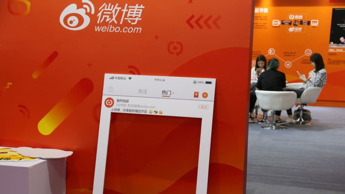 Weibo multado por el regulador chino por publicar información ilegal