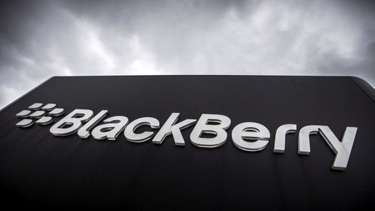 BlackBerry pierde oferta para desestimar la demanda de BlackBerry 10 en Nueva York, posible juicio de otoño