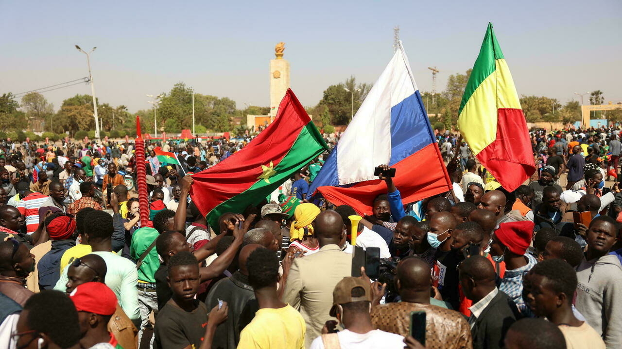 Bloque regional de África occidental suspende la membresía de Burkina Faso por golpe de Estado