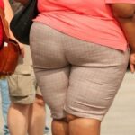 En 1978, un estudio federal concluye que las personas obesas comen más que las personas no obesas