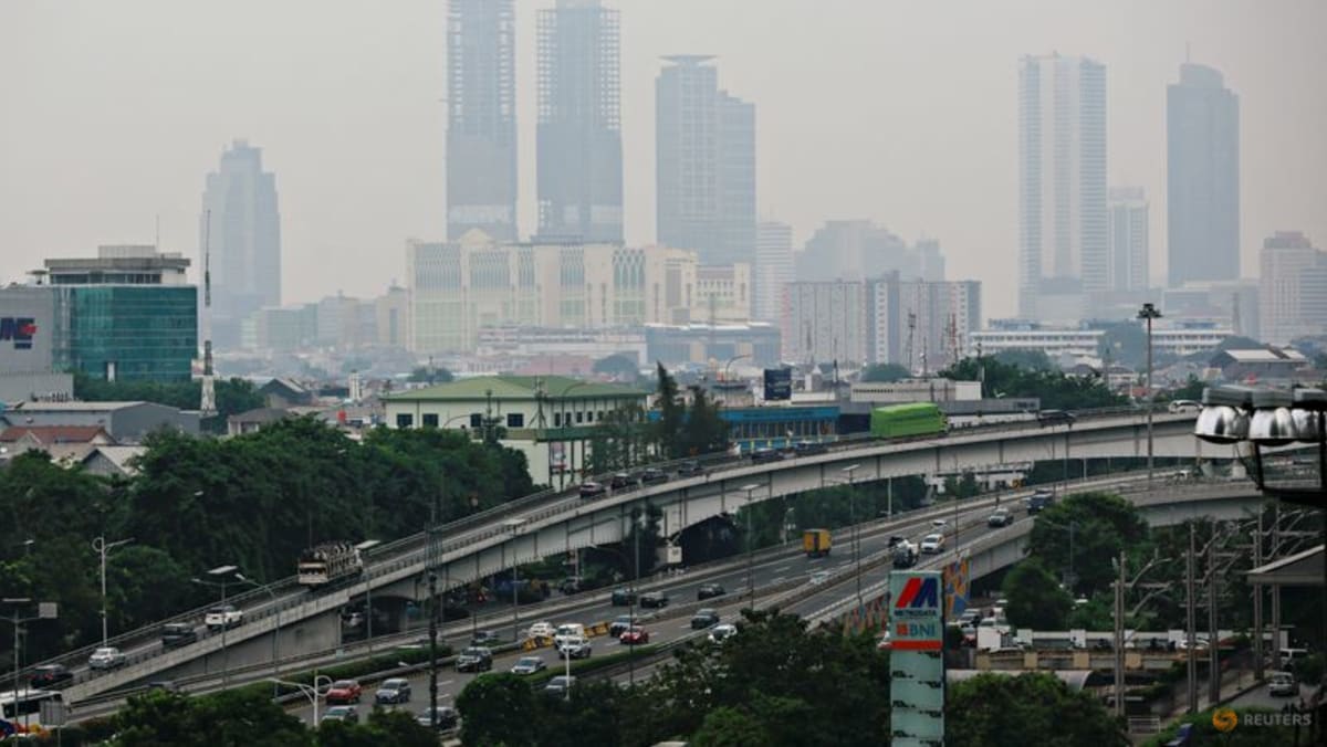 Indonesia recauda 1.750 millones de dólares de la subasta de bonos, según lo previsto