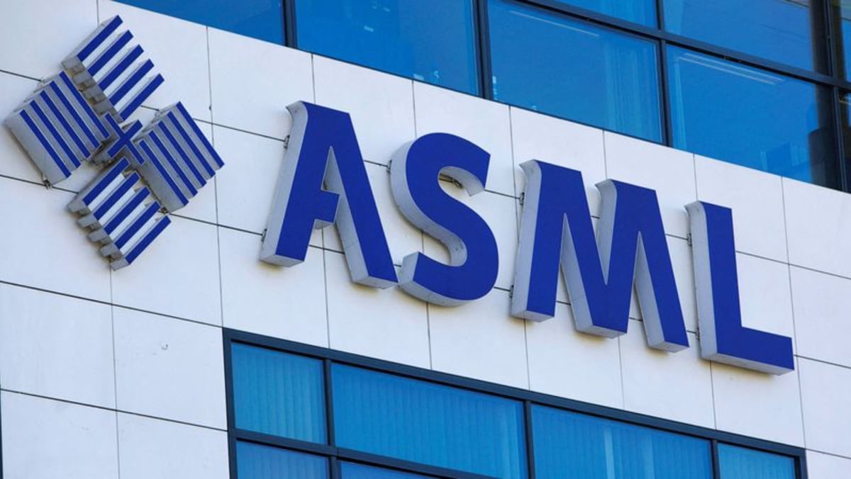 Intel ordena el sistema ASML por más de $ 340 millones en busca de la ventaja de fabricación de chips