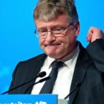 Jörg Meuthen, jefe de extrema derecha de AfD, abandona el partido