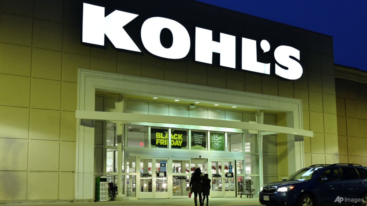 Kohl's bajo nueva presión ya que Sycamore expresa interés después de que Acacia hizo una oferta