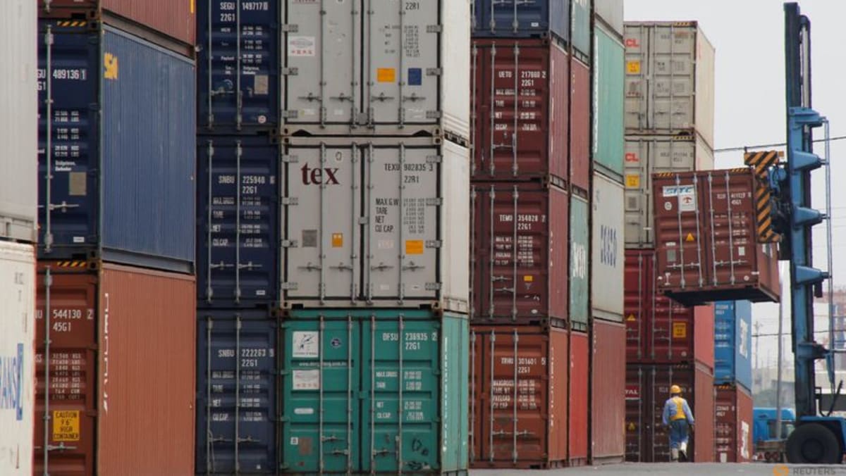 Las exportaciones de Japón en diciembre aumentan un 17,5 por ciento anual: MOF
