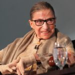 Libros de Ruth Bader Ginsburg obtienen grandes ofertas en subasta