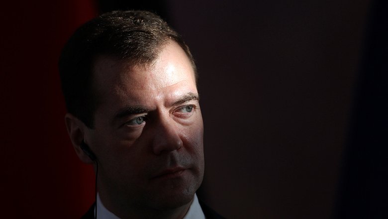 Medvedev llamó a las amenazas "sanciones infernales" "baile ritual"