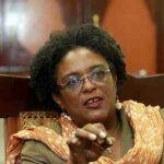 Mia Mottley toma una visión global después de la aplastante reelección en Barbados