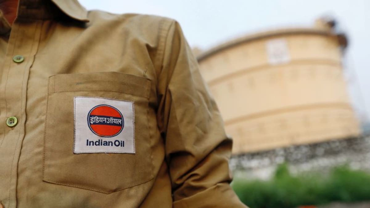 Sri Lanka firma un acuerdo para arrendar tanques de petróleo a Indian Oil en medio de la crisis financiera