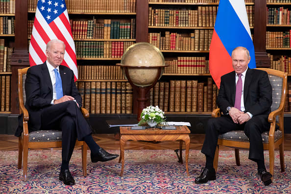 Biden acepta reunirse con Putin 'en principio' si no hay invasión