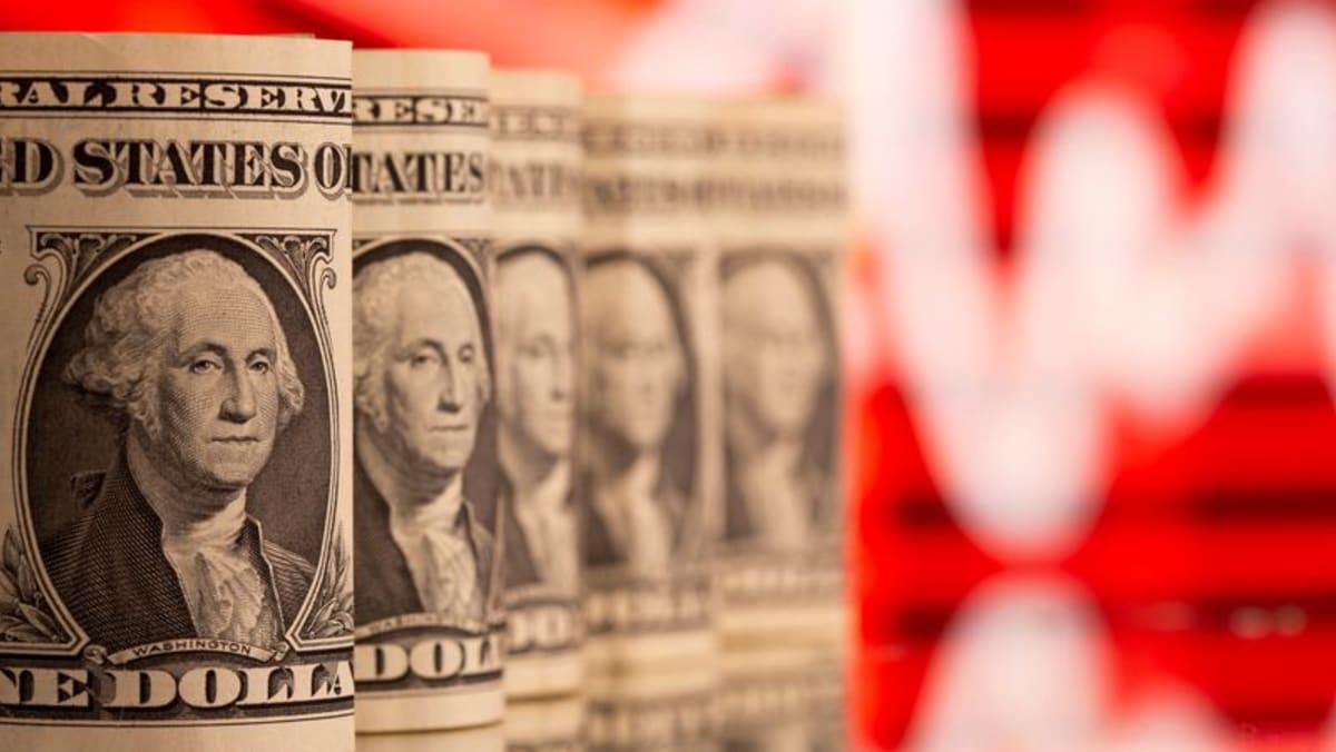 El dólar se toma un descanso de la caída de esta semana antes de las reuniones del BoE y el BCE