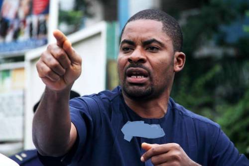 Es ridículo, inoportuno: Adeyanju habla sobre el proyecto de ley propuesto por Shina Peller que busca fusionar el Cuerpo de Defensa Civil, el NSCDC con la policía