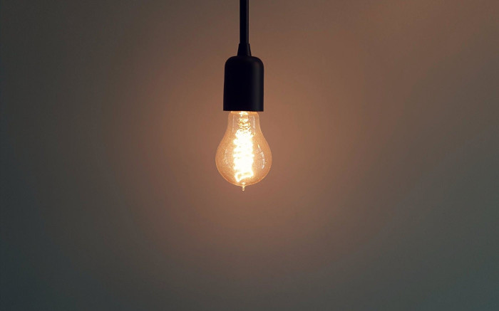 Eskom suspende los apagones temprano pero pide a los consumidores que usen menos electricidad