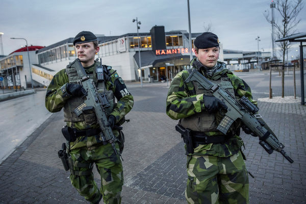 "Estados Unidos está atrayendo a Finlandia y Suecia a la OTAN" - Gazeta.ru