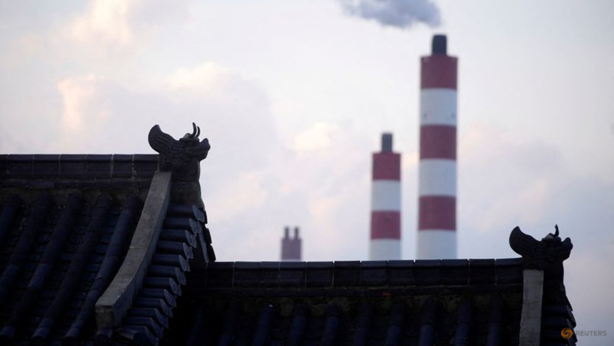La Bolsa Internacional de Energía de Shanghái advierte sobre los riesgos en medio de la volatilidad del mercado