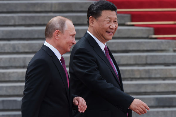 "La amistad entre Rusia y China no tiene fronteras".  ¿En qué acordaron Putin y Xi Jinping?