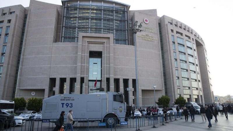 La corte turca mantiene a Kavala en la cárcel a pesar de la medida del Consejo de Europa