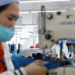 Las exportaciones de prendas de vestir de Vietnam aumentaron un 7,4 por ciento este año a 43.500 millones de dólares: funcionario